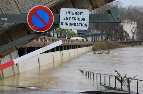 Landes vigilance orange pour les crues lAdour à son plus haut