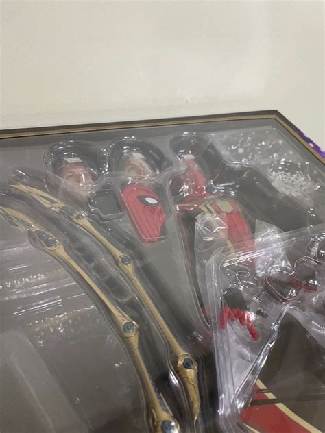 Hot Toys Spider Man No Way Home Mms Spider Man Integrated Suit Deluxe Version Th Scale