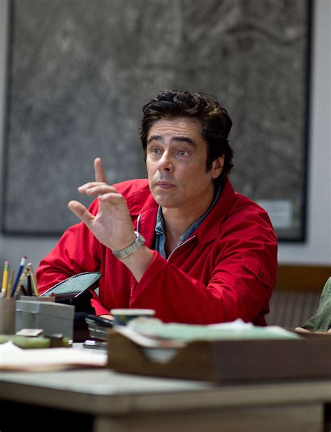 Star Wars Episode VIII Benicio Del Toro Confirms Villain Talks Collider