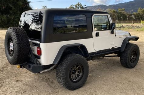 Modified 2006 Jeep Wrangler Unlimited Rubicon 6 Speed For Sale On Bat Auctions Sold For