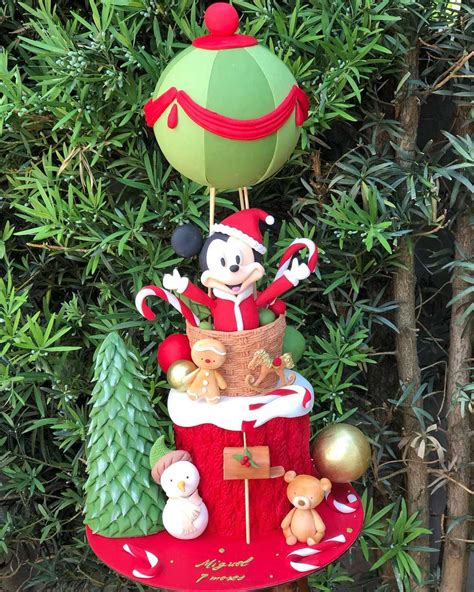 Christmas Mickey Hot Air Balloon Cake Between The Pages Blog