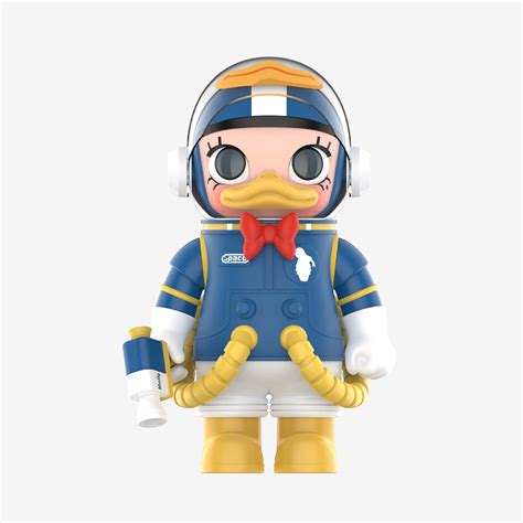 Mega Space Molly Donald Duck Pop Mart Czech Republic