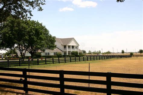 Southfork Ranch Near Dallas Stock Photo - Image of driveway, lopez: 940970