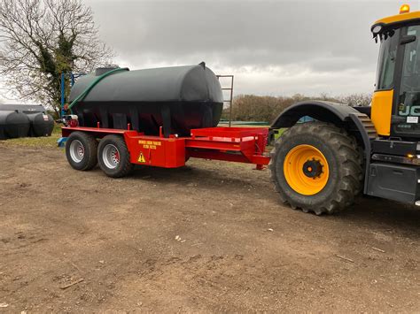 Merrick Loggin Trailers Water Bowsers Pumps And Mixer Systems