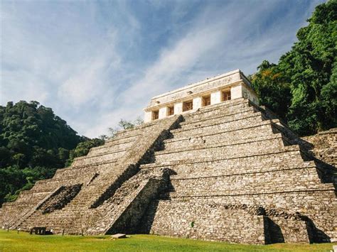 Discovering the Fascinating History of the Aztecs in Mexico City ...