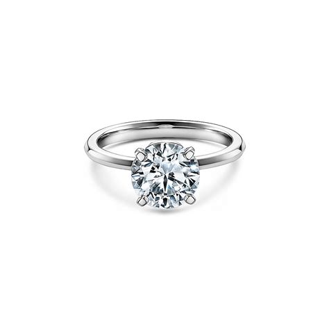 Tiffany True® round brilliant engagement ring: an icon of modern love ...