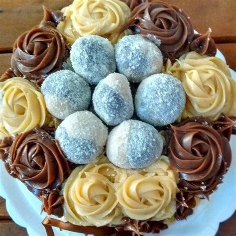 Naked Cake Brigadeiro Ao Ninho Por Bolode Colher Naked Cake Cake