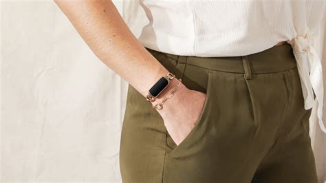 Fitbit Luxe announced: A fashion-conscious tracker - Android Authority