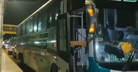 Delincuentes Asaltan Bus Que Retornaba De Lima A Huacho Y Se Llevan M S