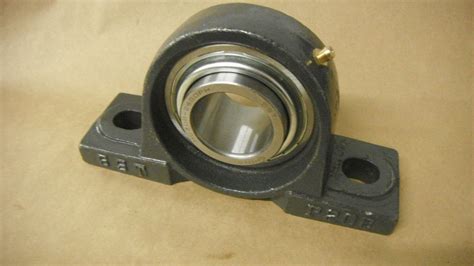 P208 PILLOW BLOCK HC208 24 BALL BEARING 1 1 2 BORE SST Everything Else