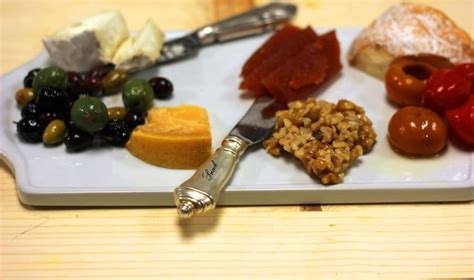 How To Put Together A Cheese Platter With Cowgirl Creamery