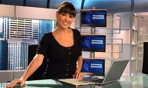 Arancha Morales La Presentadora De Telecinco Que Se Ha Hecho Viral Por