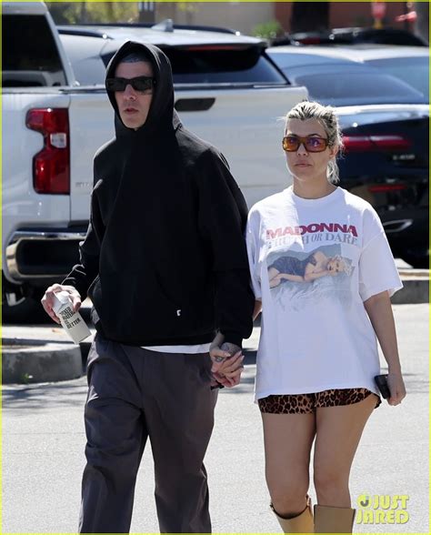 Kourtney Kardashian Travis Barker Hold Hands While Running Errands In