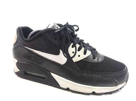 Nike Air Max 90 Essential Blackwhitemetallic Silv Gem