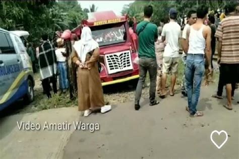 Odong Odong Ditabrak Kereta Api Di Kragilan Kabupaten Serang Begini