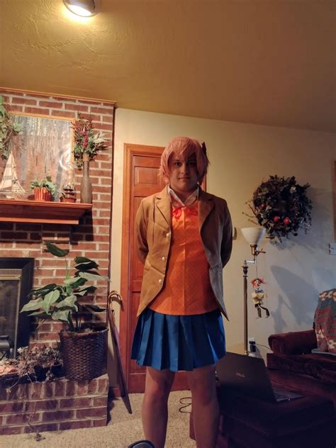 My completed Sayori cosplay! : DDLC