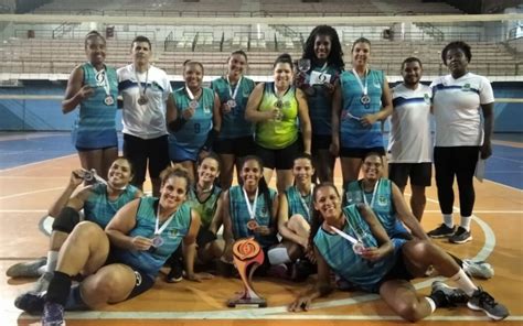 Quissam Vice Campe Do Mundial De Clubes De Voleibol Amador