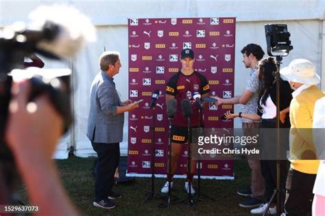 938 Queensland Maroons Media Session Stock Photos, High-Res Pictures ...