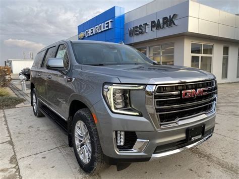 New 2023 GMC Yukon XL SLT Sport Utility In Altona 536965 West Park