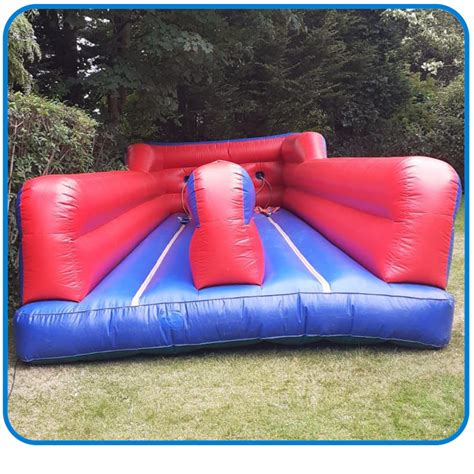 35ft Bungee Run Inflatable Carsons Castles Bouncy Castle Hire