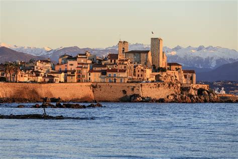 Visitar Antibes El Casco Antiguo Y Sus Murallas