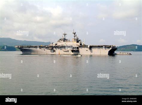 Us Navy Landing Craft Utility Lcu 1631 Assigned To Assault Craft Unit One Acu 1 Prepares