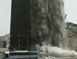 Video colapsa un edificio en construcción