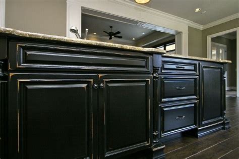 black... | Distressed kitchen, Distressed kitchen cabinets, Kitchen ...