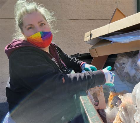 Dumpster divers salvage food, furniture and more as pandemic fuels