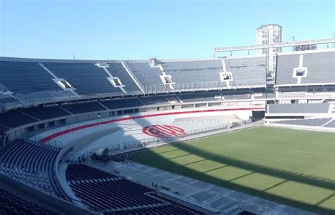 River Plate vs Vélez Sarsfield Entradas y Experiencias en el Estadio