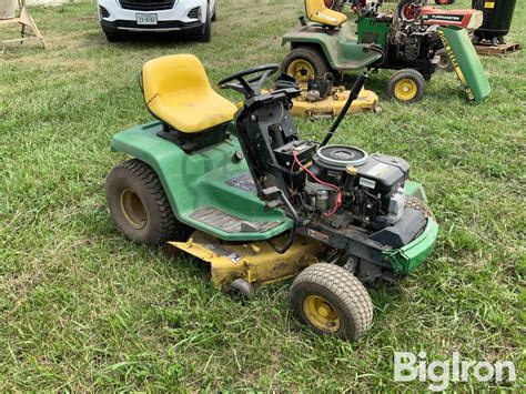 John Deere Lx176 Lawn Tractor Wdeck Bigiron Auctions