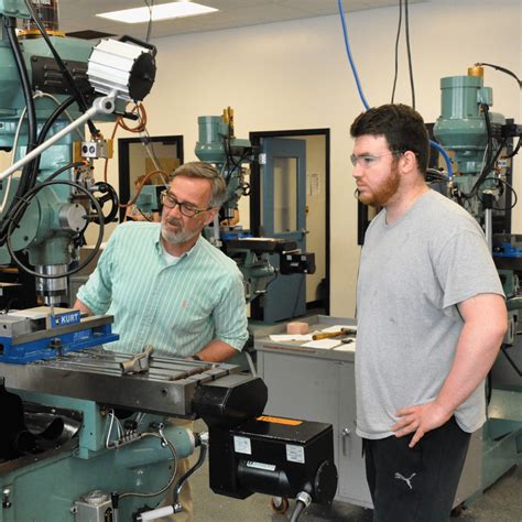 Ncc Program Creating Career Pathways Granite State Manufacturing