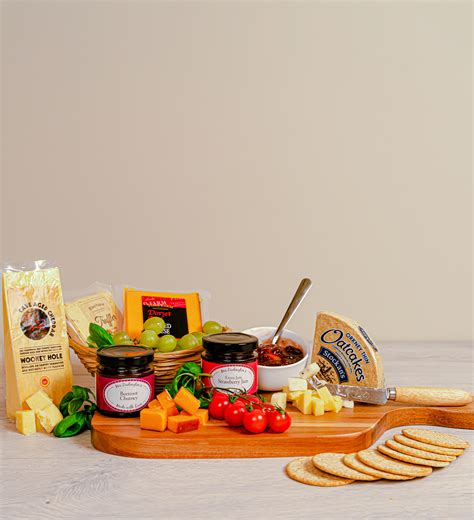 Country Cheese Basket | Prestige Gifting