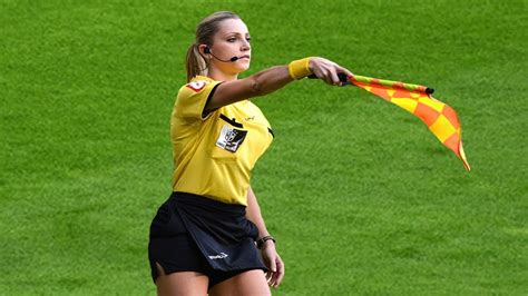 Top 5 Sexiest Female Referees Youtube