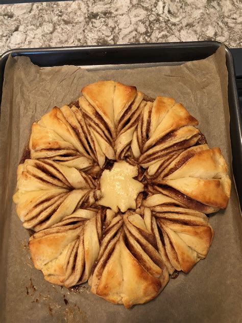 King Arthur Flour Cinnamon Star Bread I Made It Is Delicious And Not