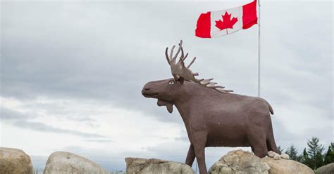 HI Canada | Totally untrue myths about Canada