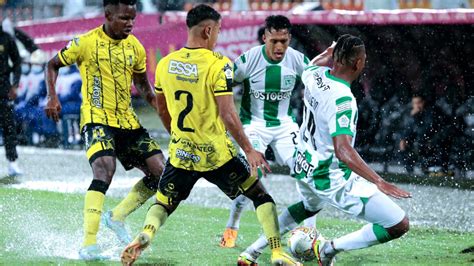 La Lluvia Se Roba El Show A Medias Las Claves Del Empate Entre