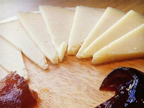 El Queso Manchego Símbolo De La Cultura Manchega Cuenta Con Un Gran Museo