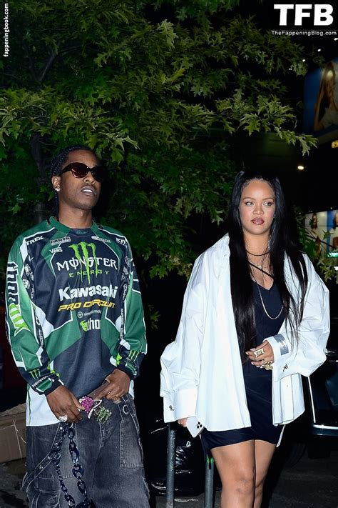 Rihanna Rihanna Nude OnlyFans Leaks The Fappening Photo 2041692 FappeningBook