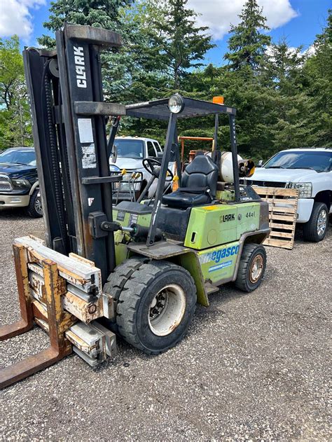 2000 Clark Forklift Commercial Vehicles Hager City Wisconsin
