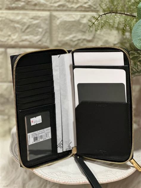 TUMI TRAVEL WALLET – USA With Love