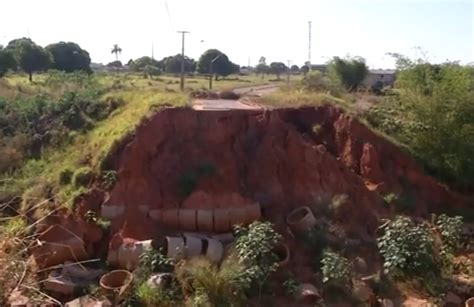 Cratera na marginal Jacuba em Araguaína faz aniversário de cinco anos