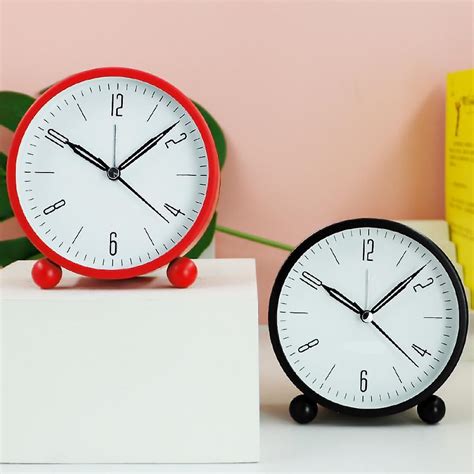 Analog Alarm Clock 4 Inch Super Silent Non Ticking Small Clock With Night Light Battery