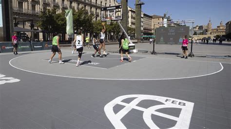 El Torneo 3x3 Caixabank de baloncesto toma este sábado la Plaza del