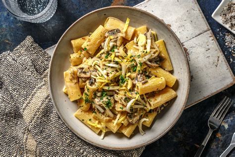 Rigatoni En Sauce Cr Meuse Aux Champignons Recette Hellofresh