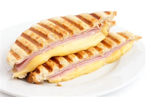 7 Best Cheeses for Ham and Cheese Sandwich