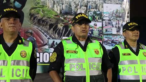 Policía Nacional Del Perú On Twitter El General Pnp Víctor Zanabria