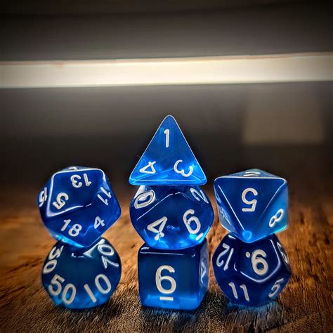 Dados Para Rpg Sete Azul Translucido C N Branco Shopee Brasil