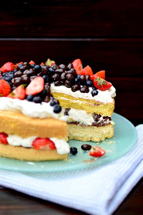 Mango Papaja Bardzo prosty tort Naked Cake z Nutellą kremem mascarpone czekoladowymi kulkami