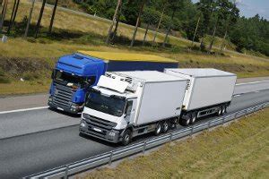 F R Lkw Fahrer Gelten Vorgeschriebene Pausen Der Lenk Und Ruhezeiten